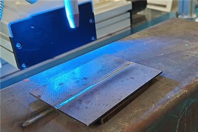 CNC auto laser welding-1